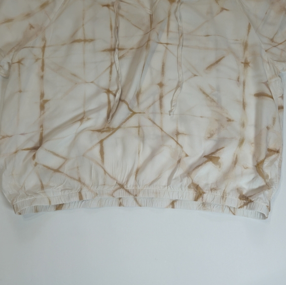 Cloth & Stone Shirt‎ Womens XL White Tan Tie Dye Peasant Ruffle Split Neck Boho - Picture 7 of 7